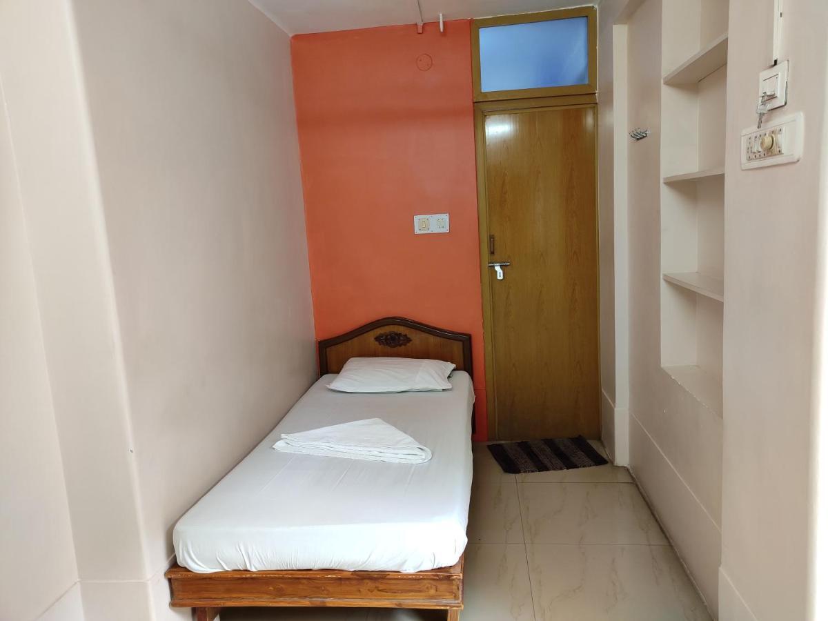Sibi Lodge Coimbatore Extérieur photo