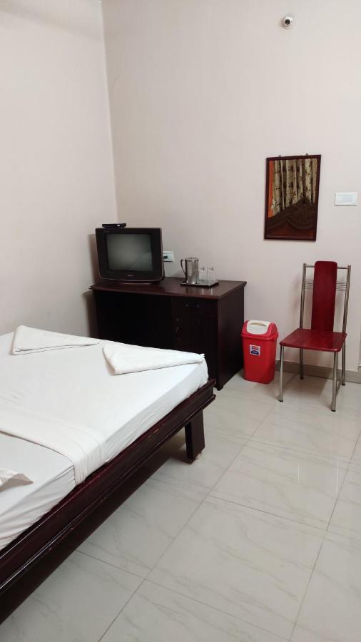Sibi Lodge Coimbatore Extérieur photo