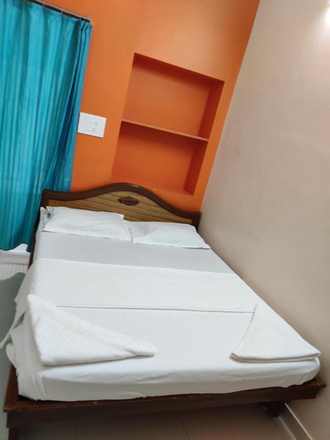 Sibi Lodge Coimbatore Extérieur photo