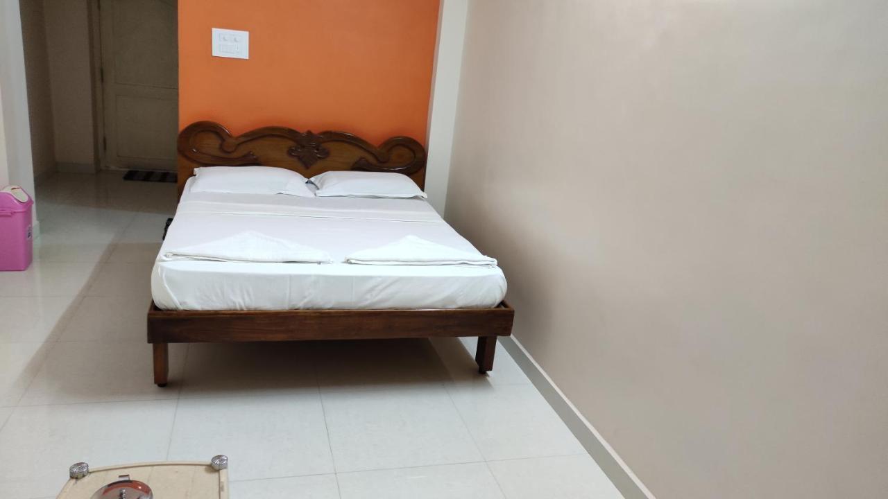 Sibi Lodge Coimbatore Extérieur photo
