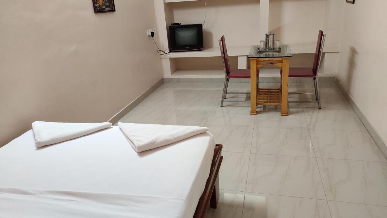 Sibi Lodge Coimbatore Extérieur photo